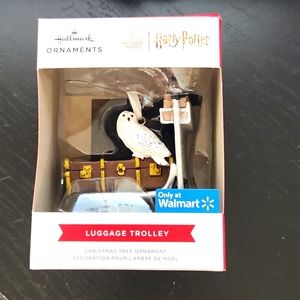 Harry Potter Luggage Trolley 2022 Hallmark Ornament